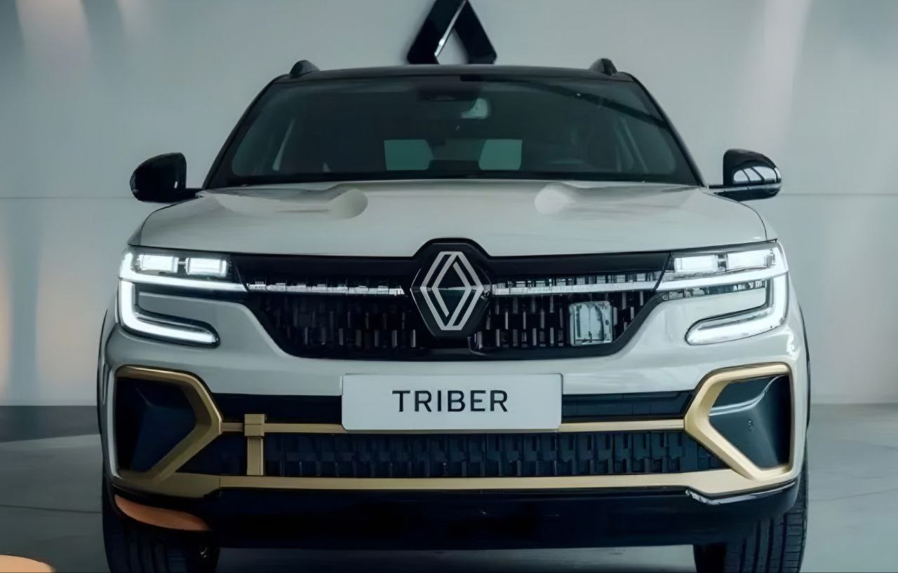 सिर्फ ₹6,999 EMI में घर लाएं नई Renault Triber 2025, 32kmpl माइलेज और फैमिली कार में जबरदस्त स्पेस